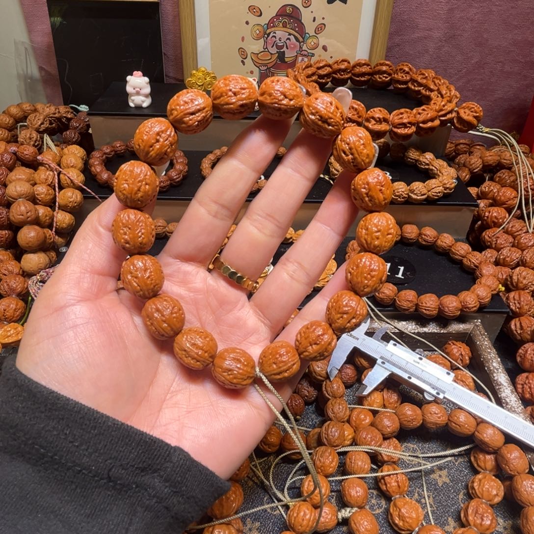 文玩核桃手串蚂蚁