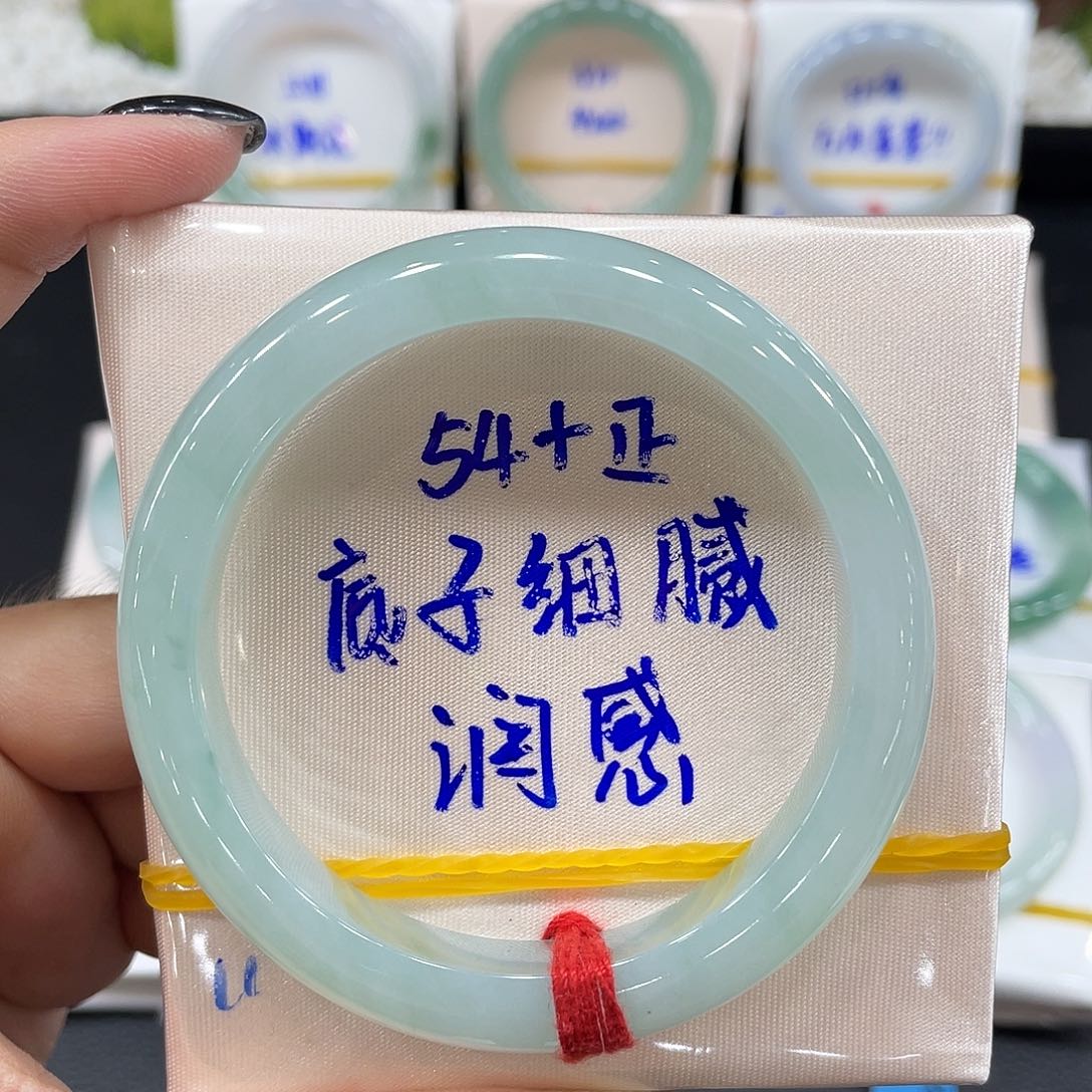翡翠未镶嵌手镯缅甸天然翡翠