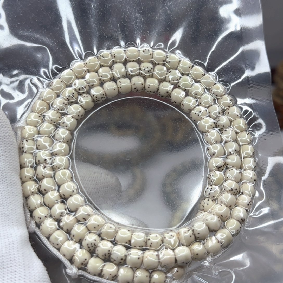 星月菩提吊坠5×6原白大留白108