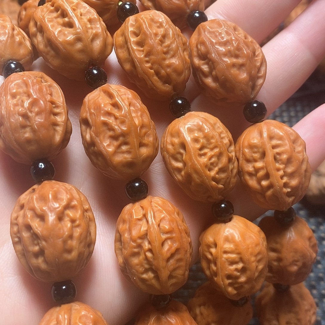 文玩核桃手串小枣脖挂