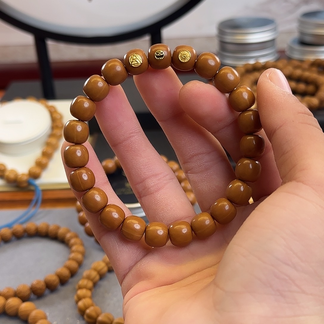 路***哥手串猴头核桃三个标