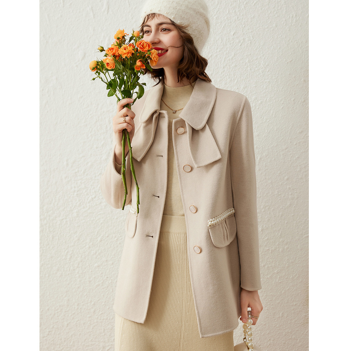 白鹿语冬款复古翻领单排扣中长款外套羊毛混纺双面呢大衣HX10189