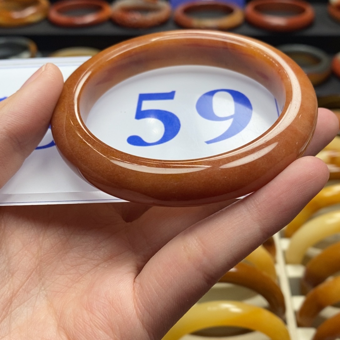 石英质玉（黄龙玉）手镯未镶嵌