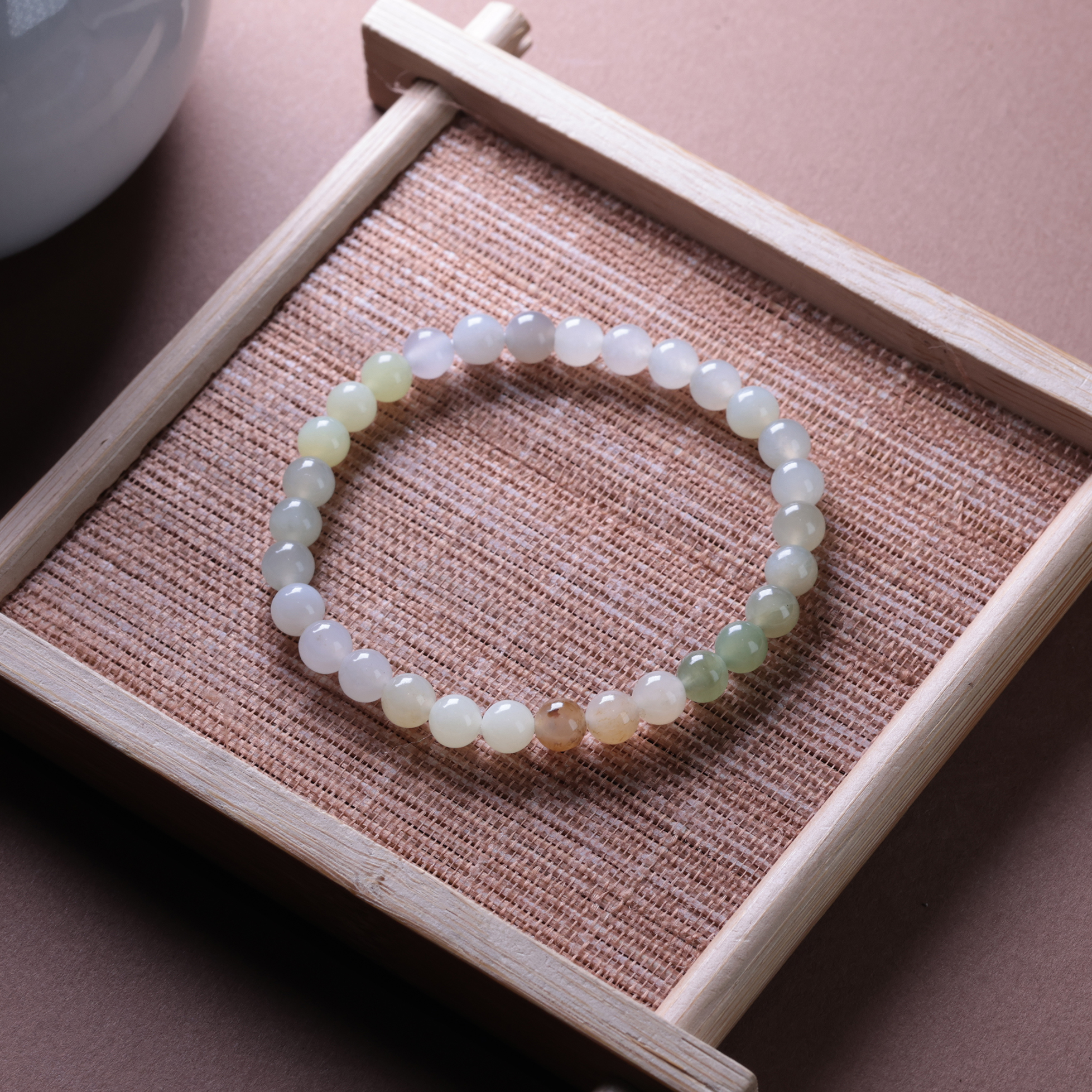 爱思尔新疆和田玉手串多宝6*5mm直切手串0DSM0G22（多样性发货）