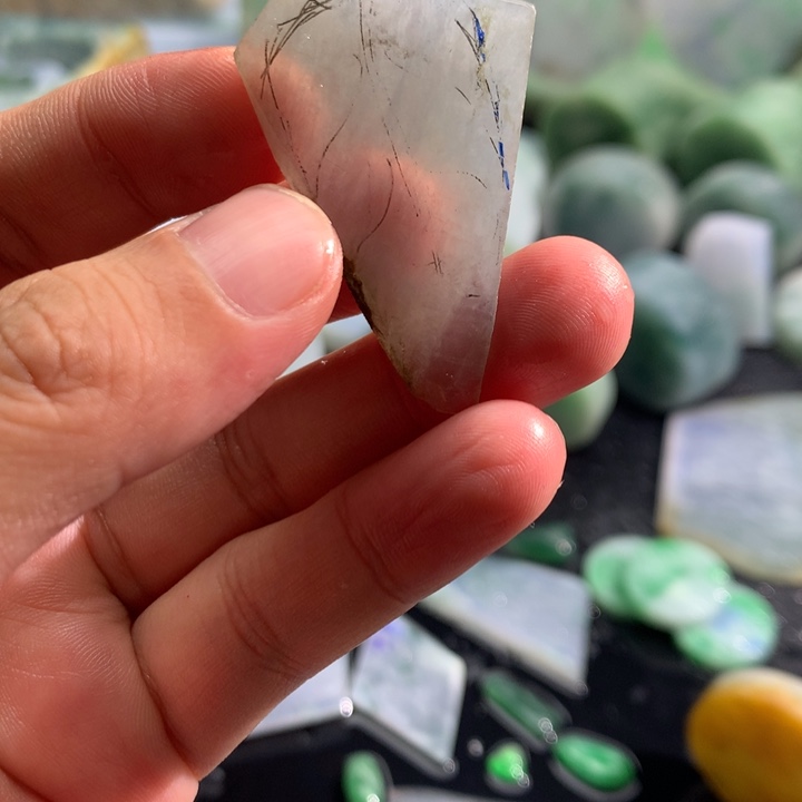 定制翡翠未镶嵌天然翡翠