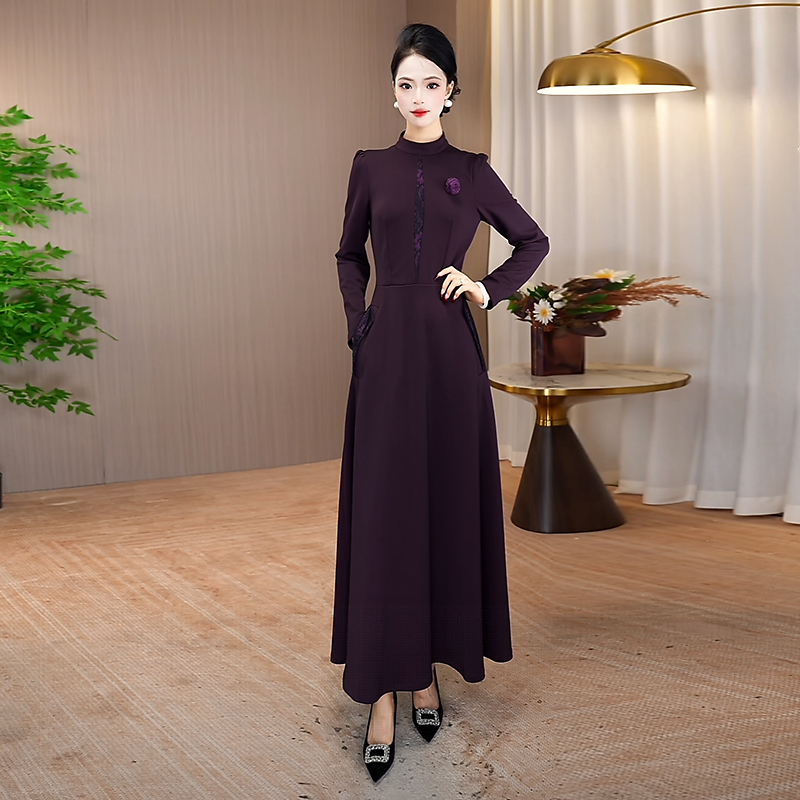 秋季连衣裙女2025初秋新款显瘦气质拼接大摆裙子优雅轻奢长袖长裙