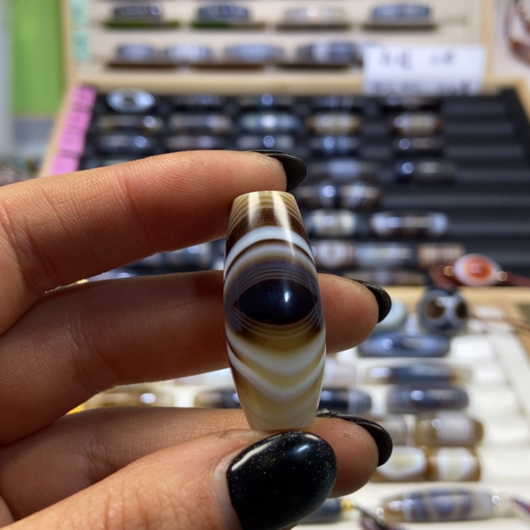 嘎***蛋玛瑙/玉髓未镶嵌颈饰