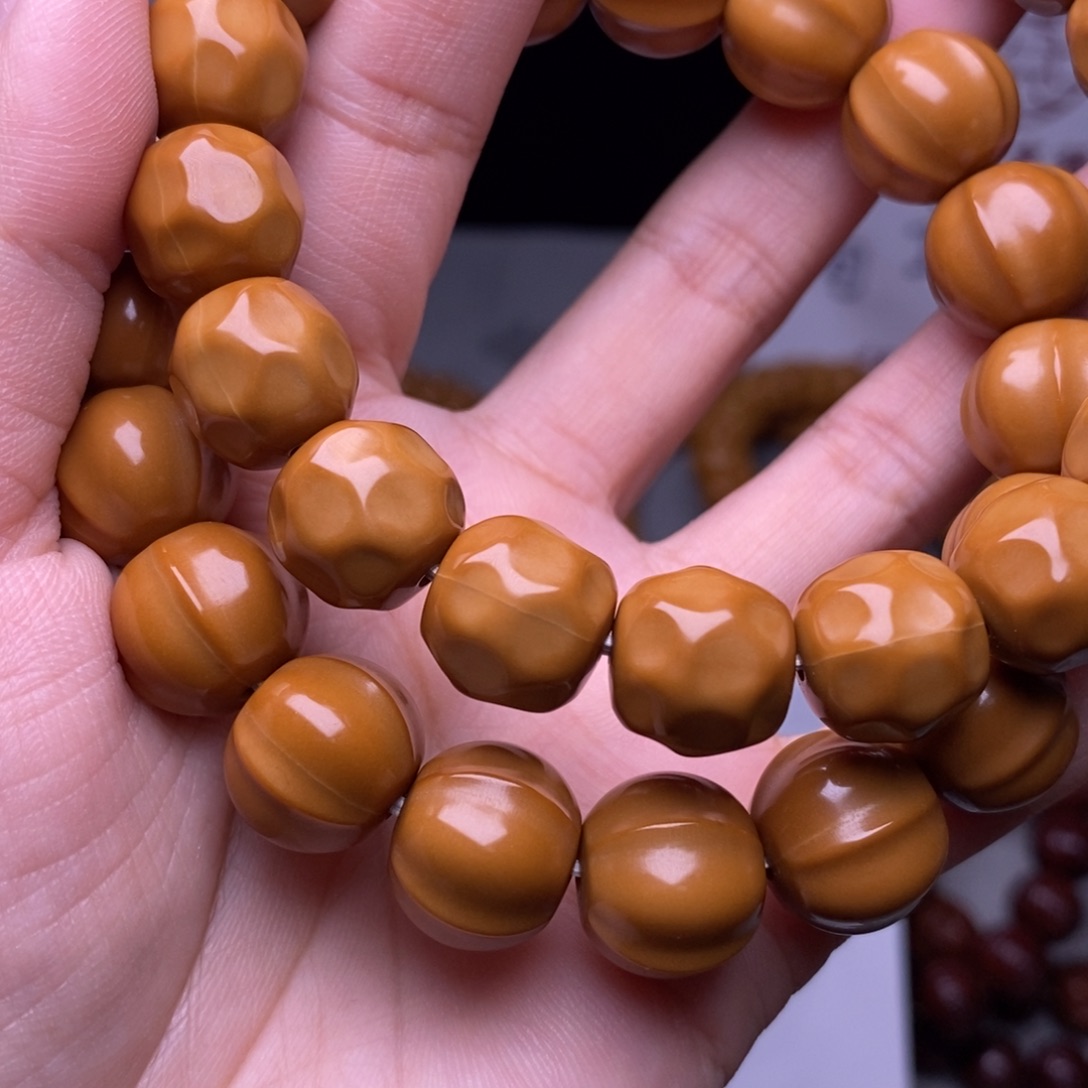 猴头核桃手串奶酪鲨鱼