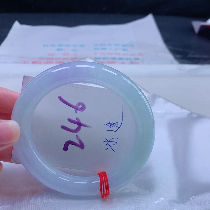 翡翠手镯未镶嵌56575657565756