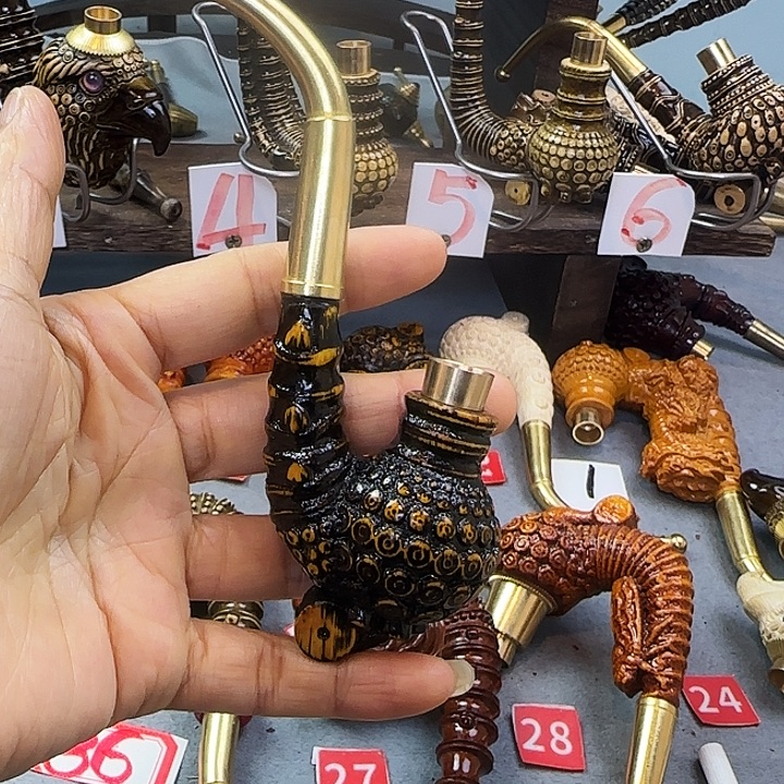 L***5黑色小一体13公分左右