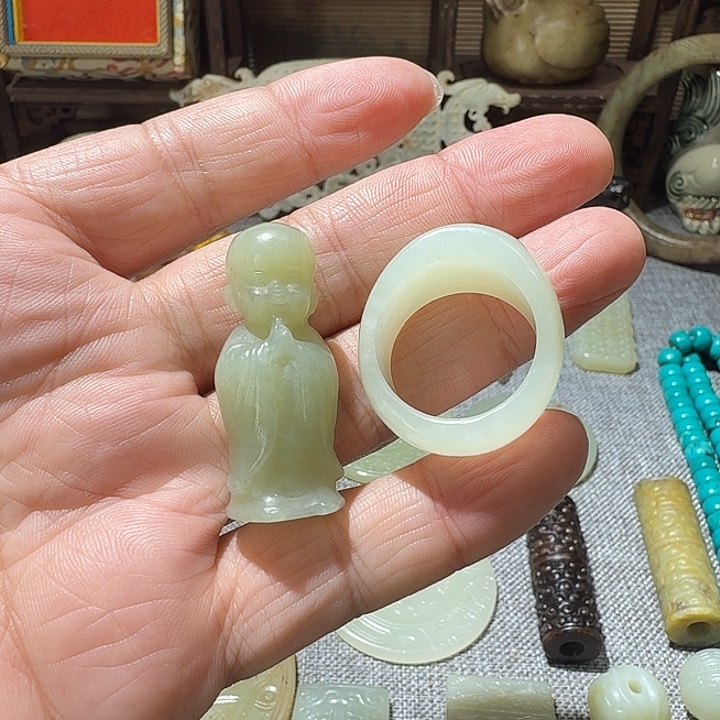和田玉（糖玉）未镶嵌颈饰