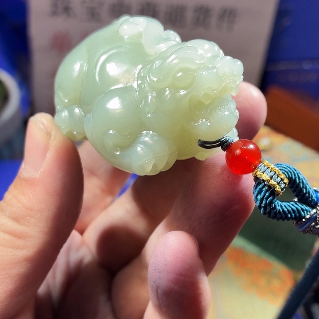 和田玉（糖玉）未镶嵌颈饰
