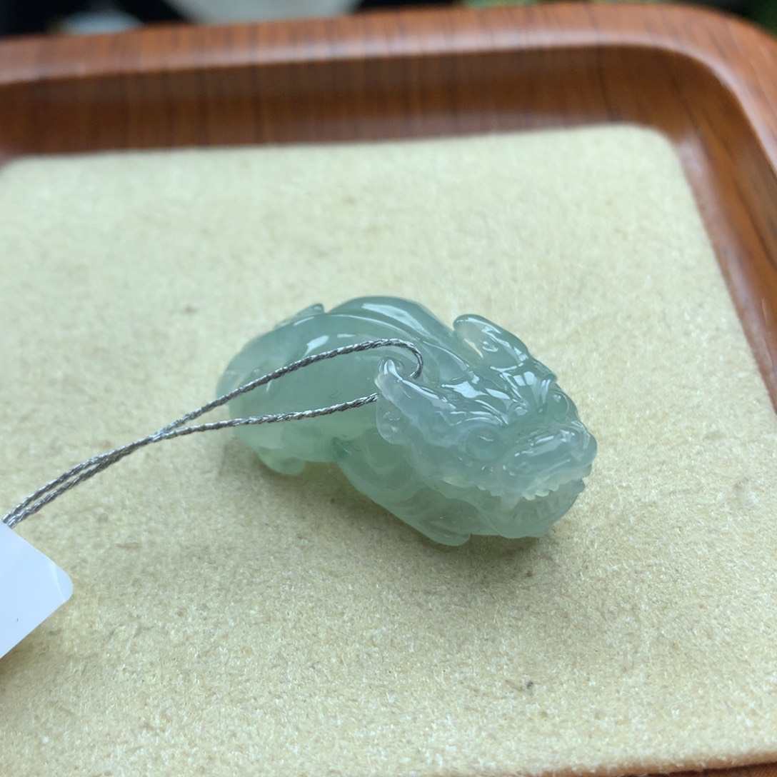 翡翠未镶嵌颈饰翡翠貔貅9