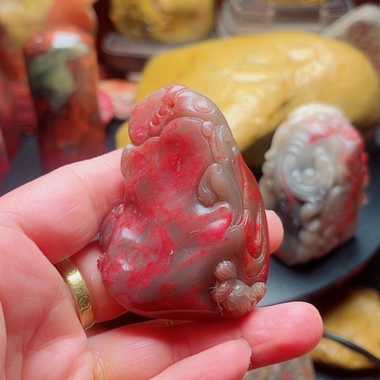 昌化鸡血石手把件质地温润