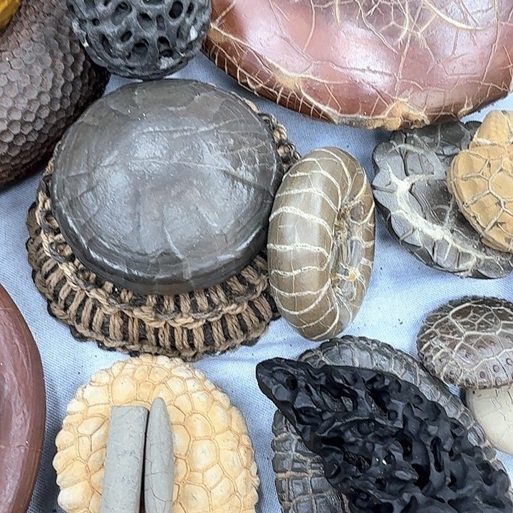 李***.石材龟纹石，井咯哦石