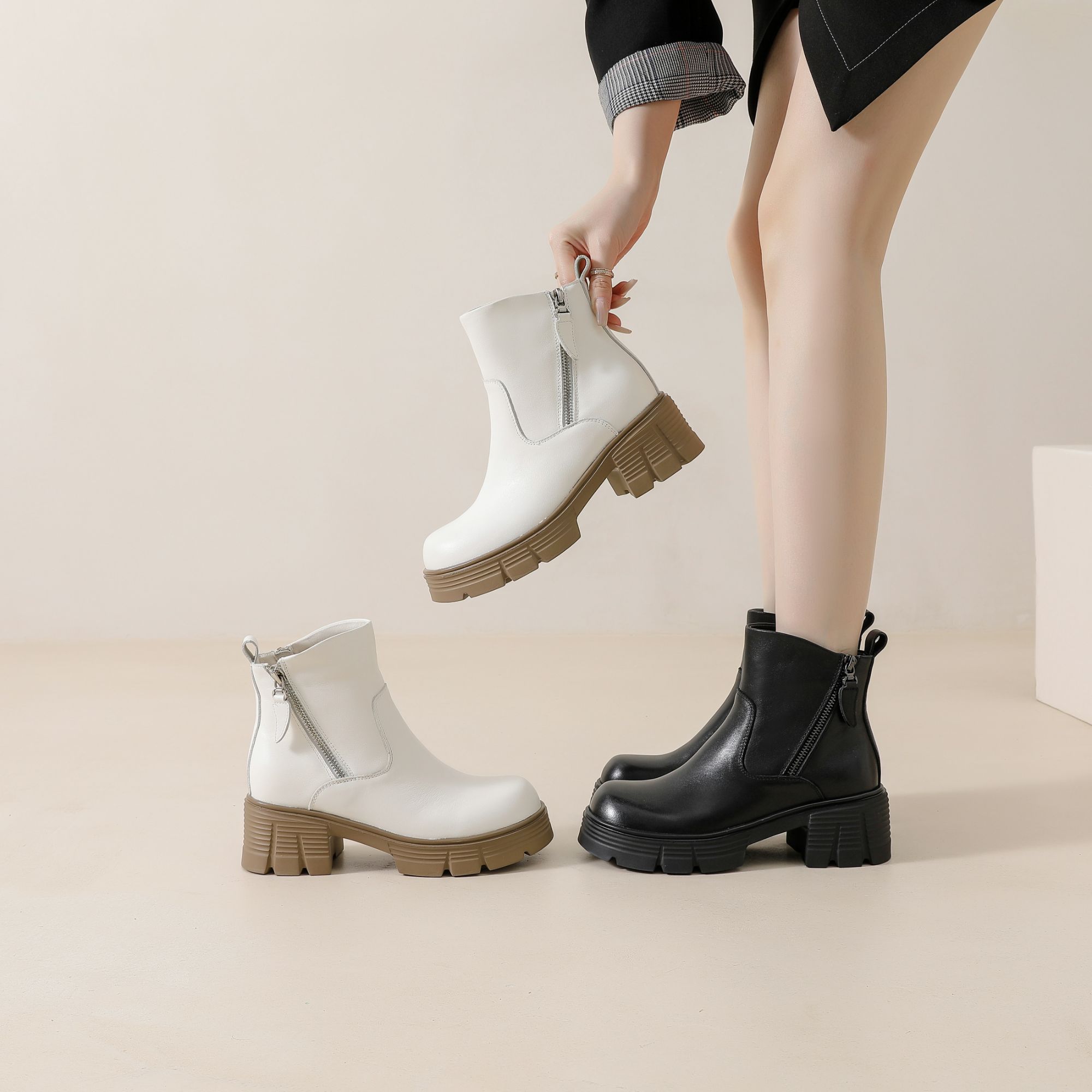 2601头层牛皮圆头马丁靴骑士靴英伦风秋冬时尚百搭休闲显腿长