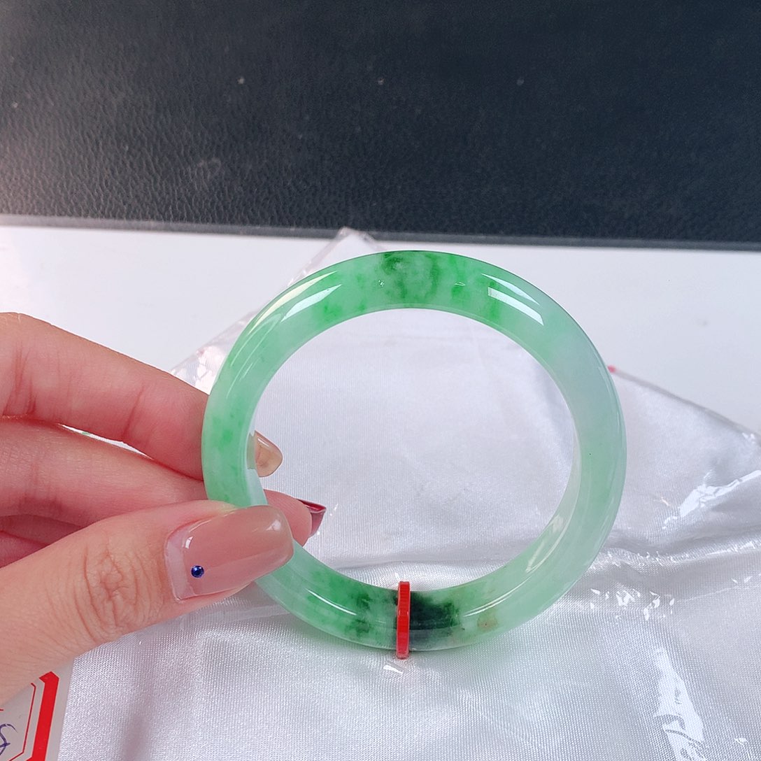 未镶嵌手镯翡翠811