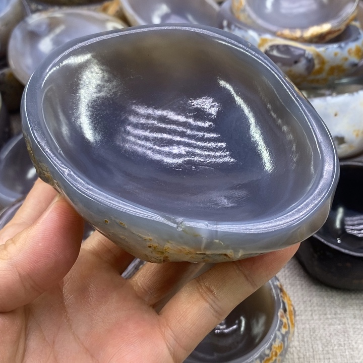 当***常玉原石手工制品石碗