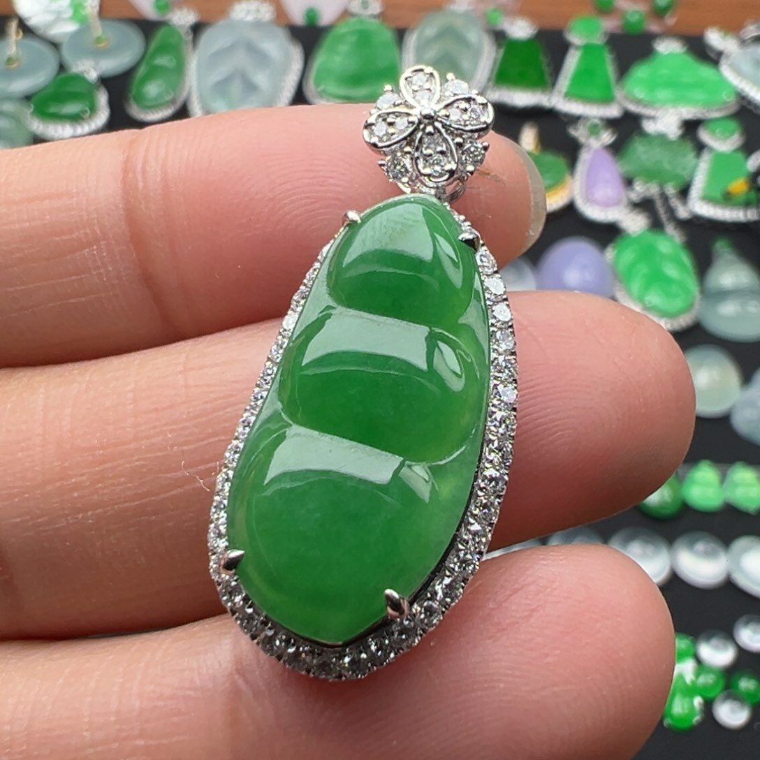 翡翠颈饰18K金镶嵌豆32