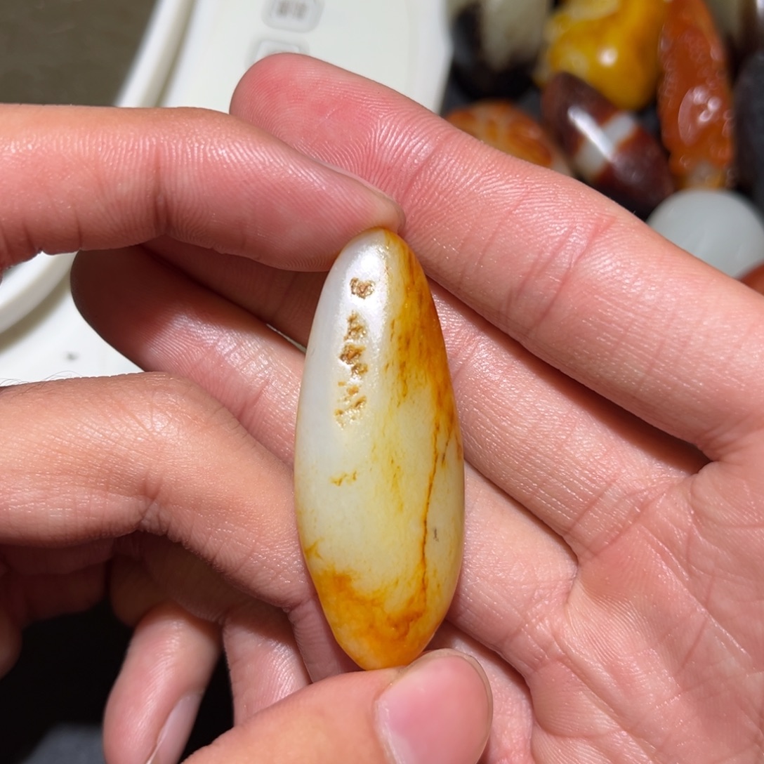 和田玉未镶嵌珠宝奇石