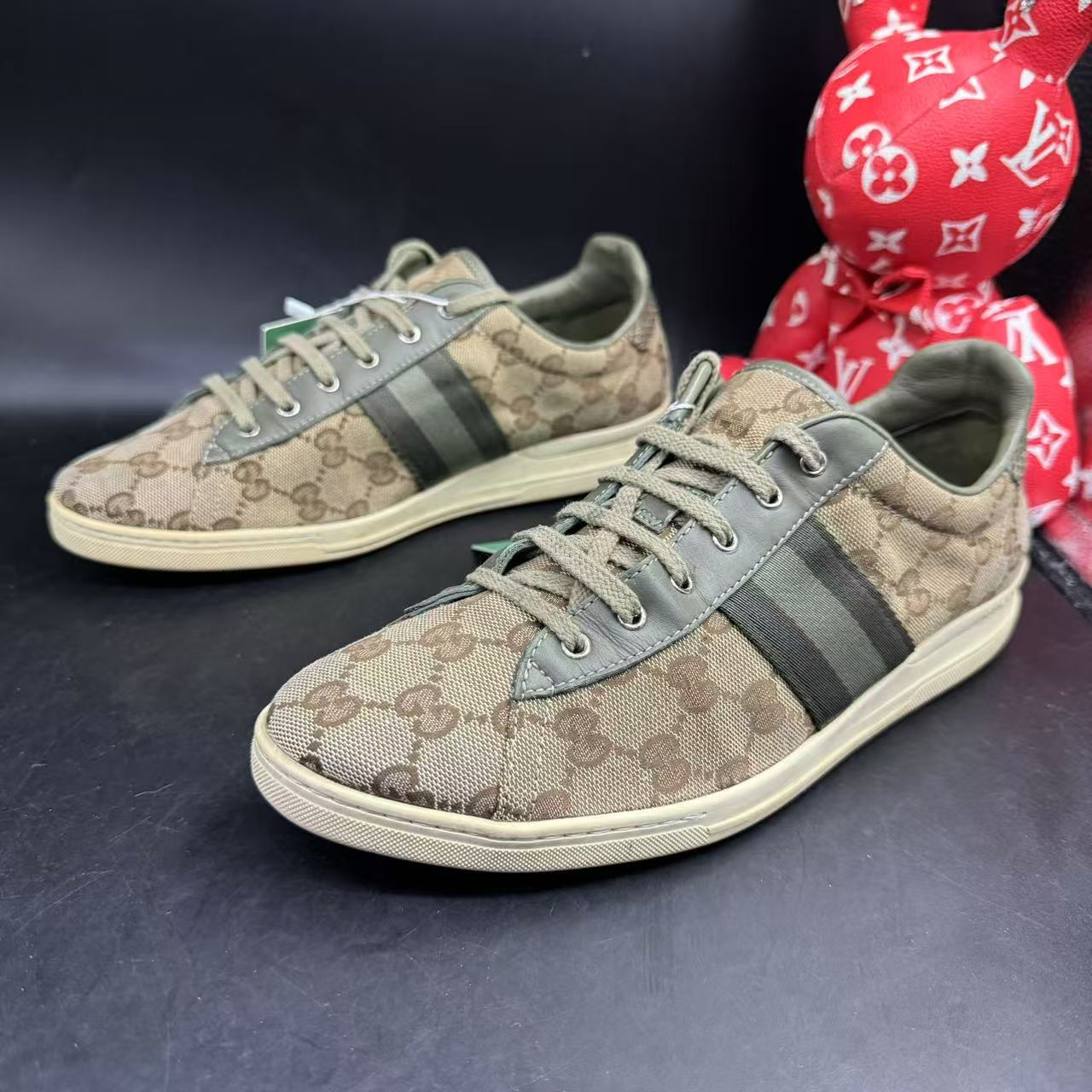 95新 GUCCI/古驰 【AO福利】 39欧码 男棕色满印帆系带板鞋ao428