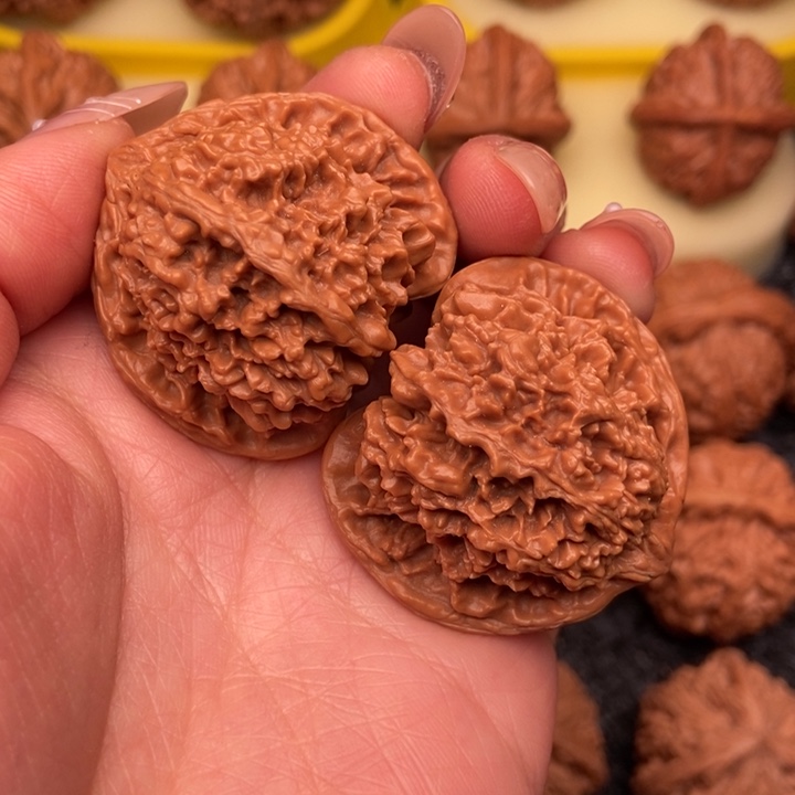 文玩核桃把件39老树满天星