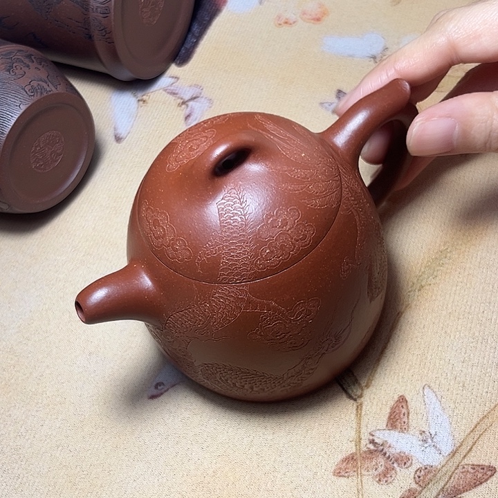 紫砂茶壶全手工秦权刻绘龙凤呈祥