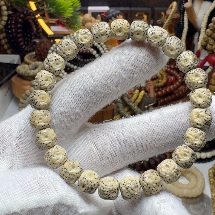 星月菩提手串6号车尺寸9.8石玉战损单圈