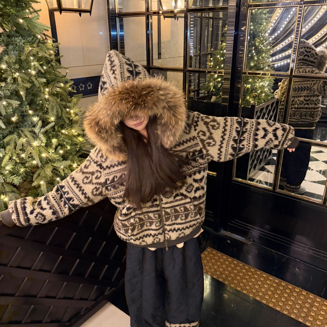 运补6-10】沙丘费尔岛“乌苏里貉子毛领”加厚保暖外套+加棉休闲裤女