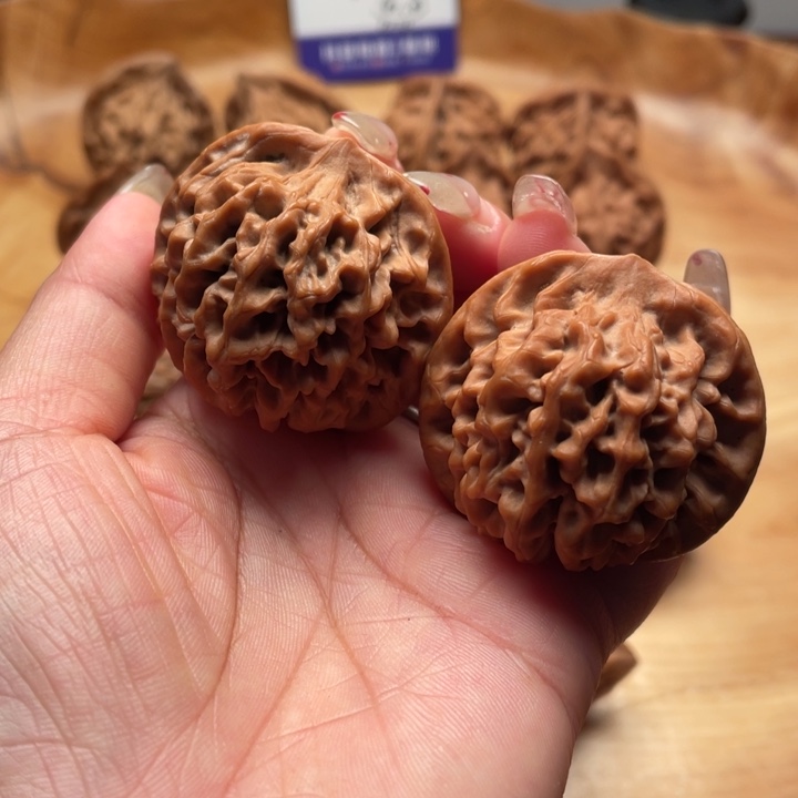 颜***变手串/手链核桃秦岭野生核桃