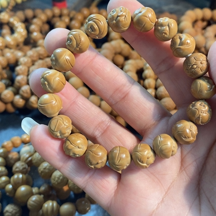 猴头核桃吊坠14开心弥勒