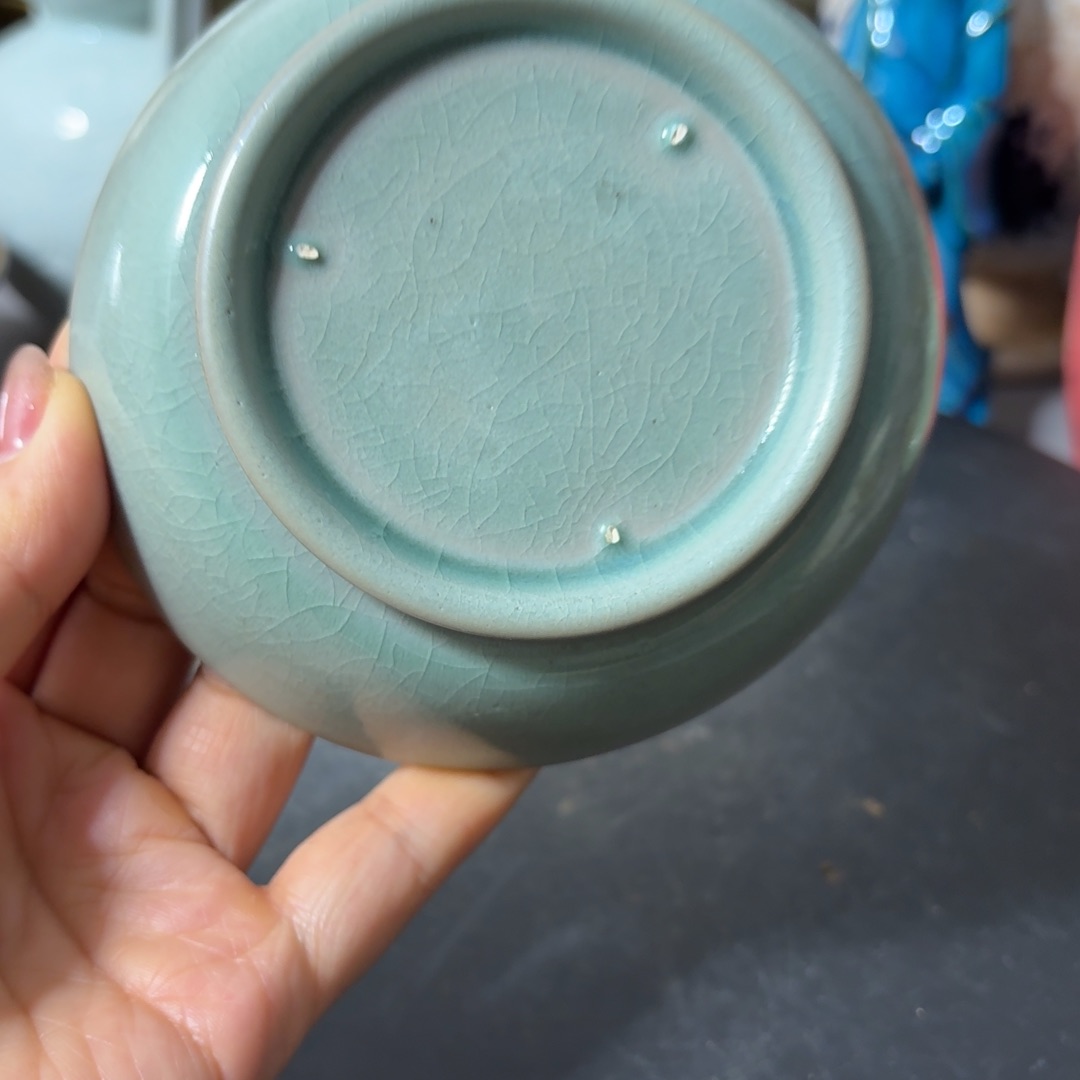 瓷片溧****?器形美观大方典雅