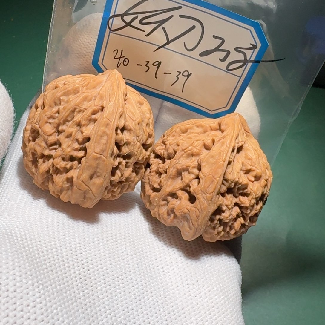 文玩核桃吊坠18号妖刀