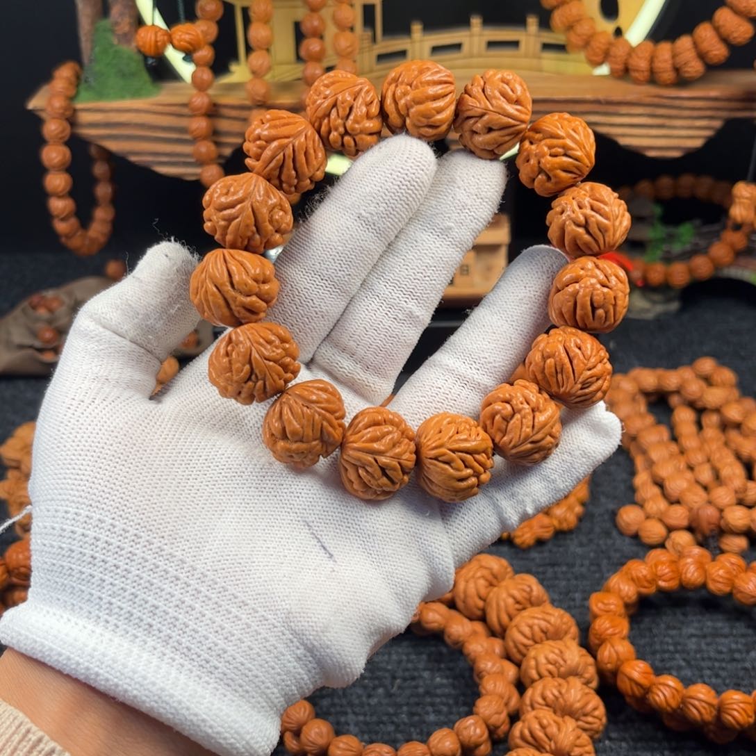 桃核手串丁*胖F6链接手串