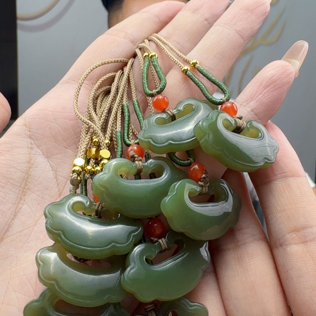 和田玉未镶嵌颈饰多样性发货 拍一发一