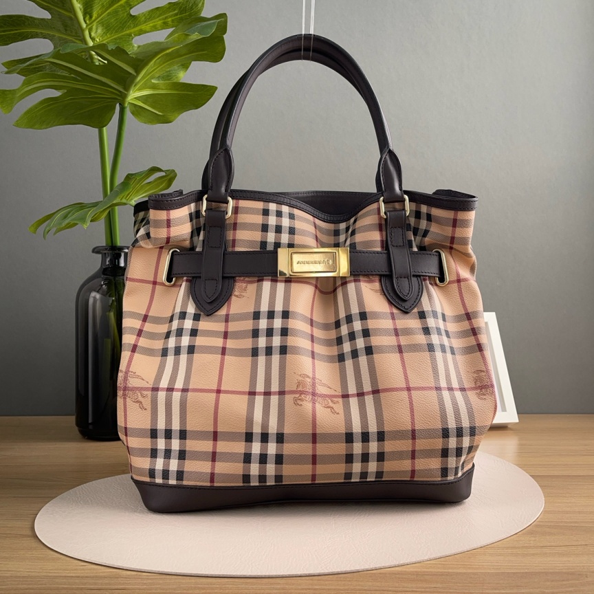 95新 BURBERRY/博柏利 【九筒奢品】经典条格纹手提包/3163