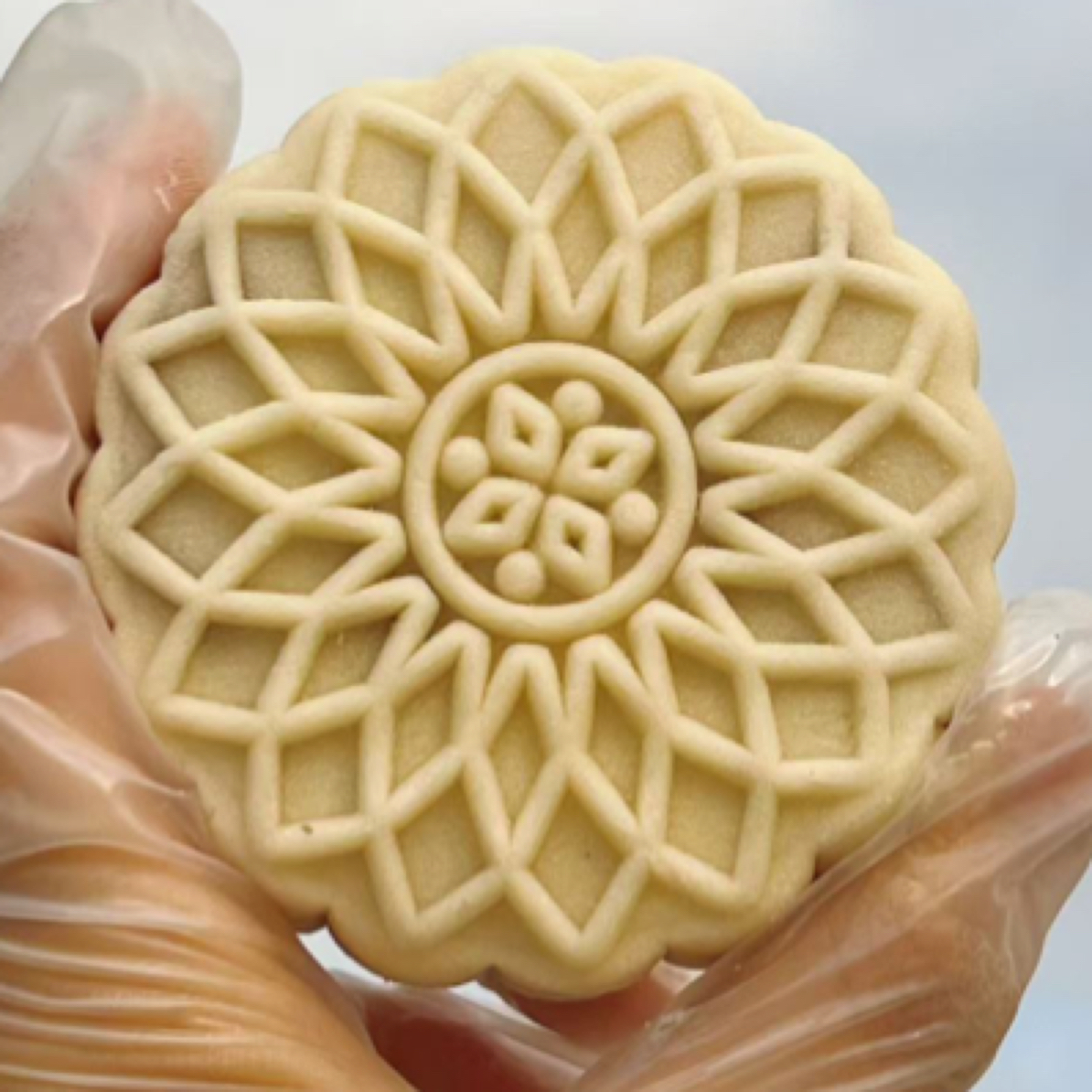 冰皮纯莲蓉月饼正宗传统中秋糕点[120g*4个]