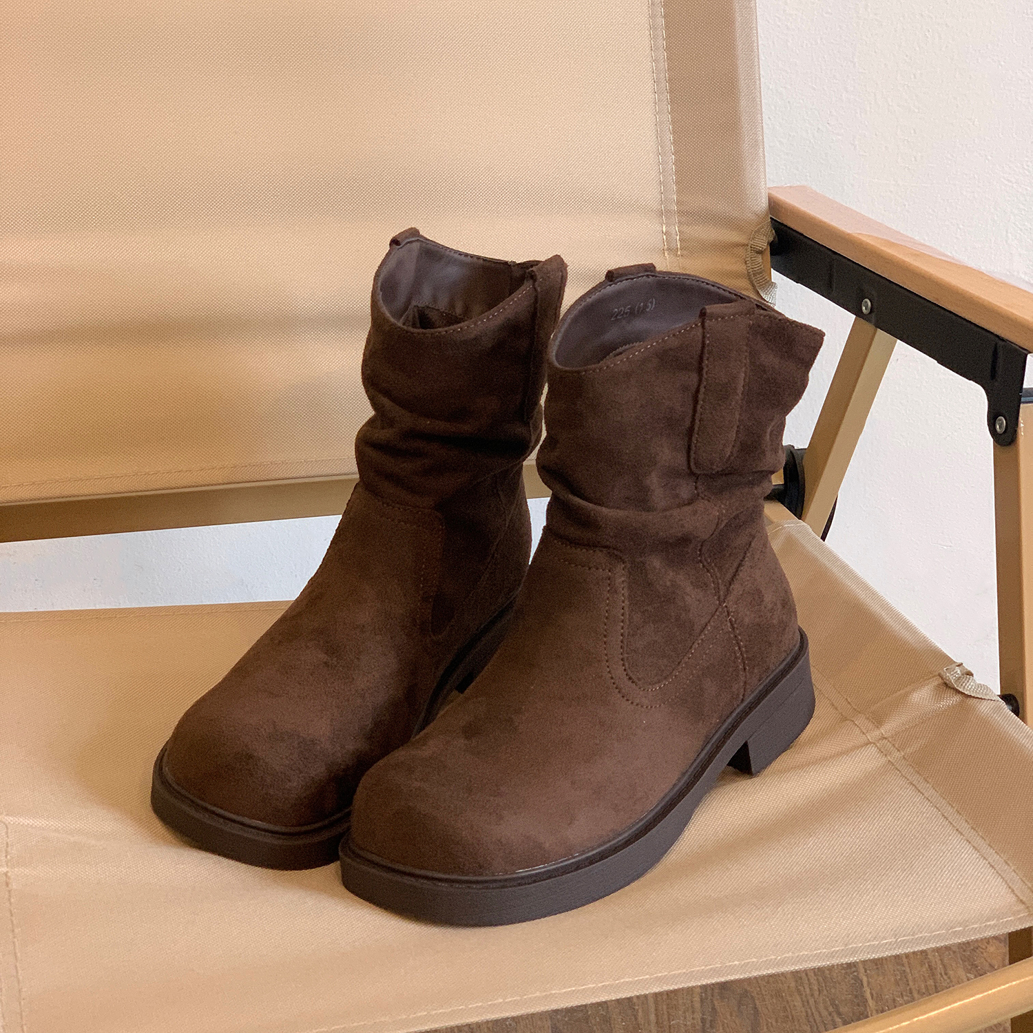 C4988秋冬加绒百搭短靴