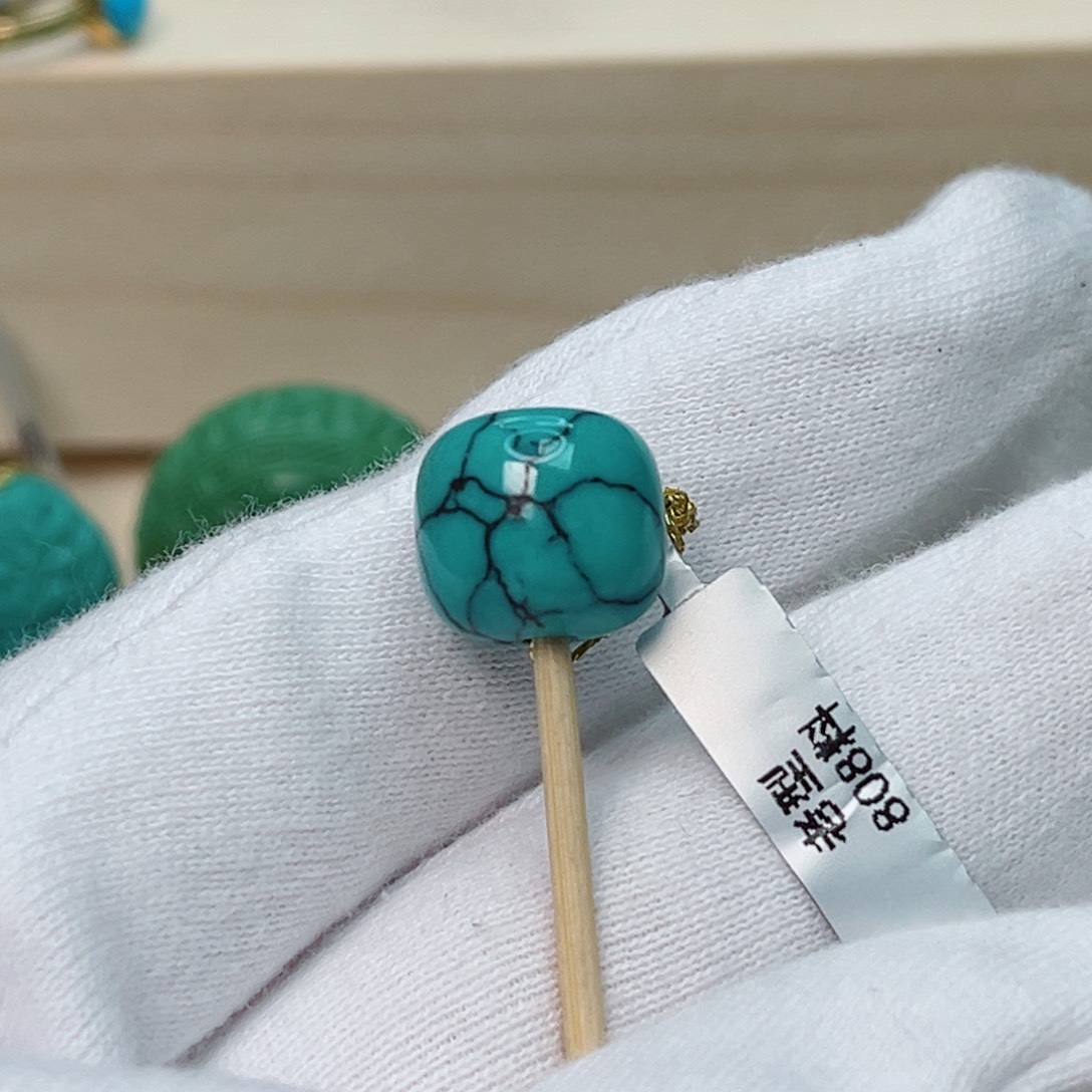 绿松石老型未镶嵌迷***旦