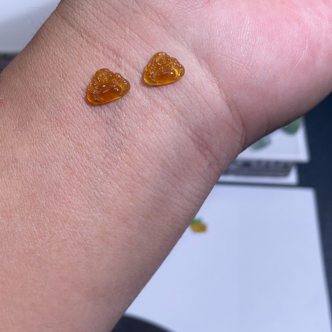 未镶嵌定制翡翠尺寸7.1*9.4*1.6