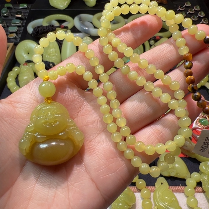 和田玉（黄玉）颈饰未镶嵌