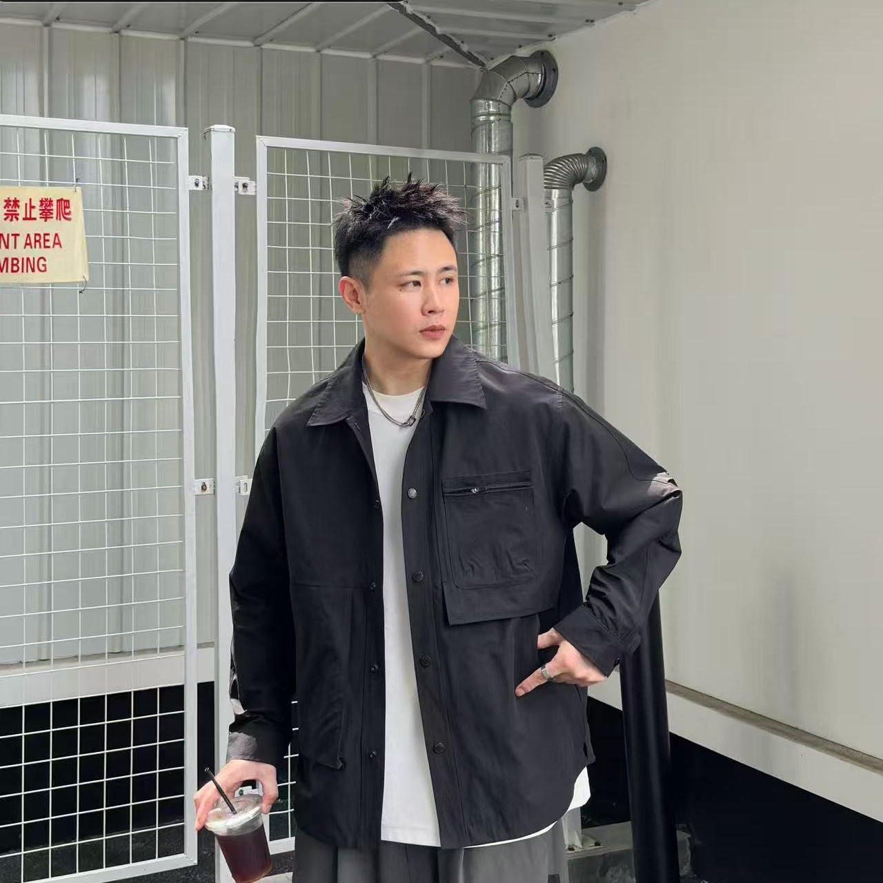 秋季男士休闲潮流多口袋暗扣翻领衬衣夹克2518