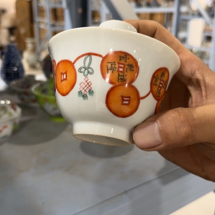 摆件摆件式是采用传统式设计风格