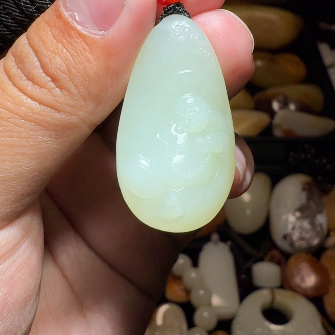 和田玉颈饰未镶嵌