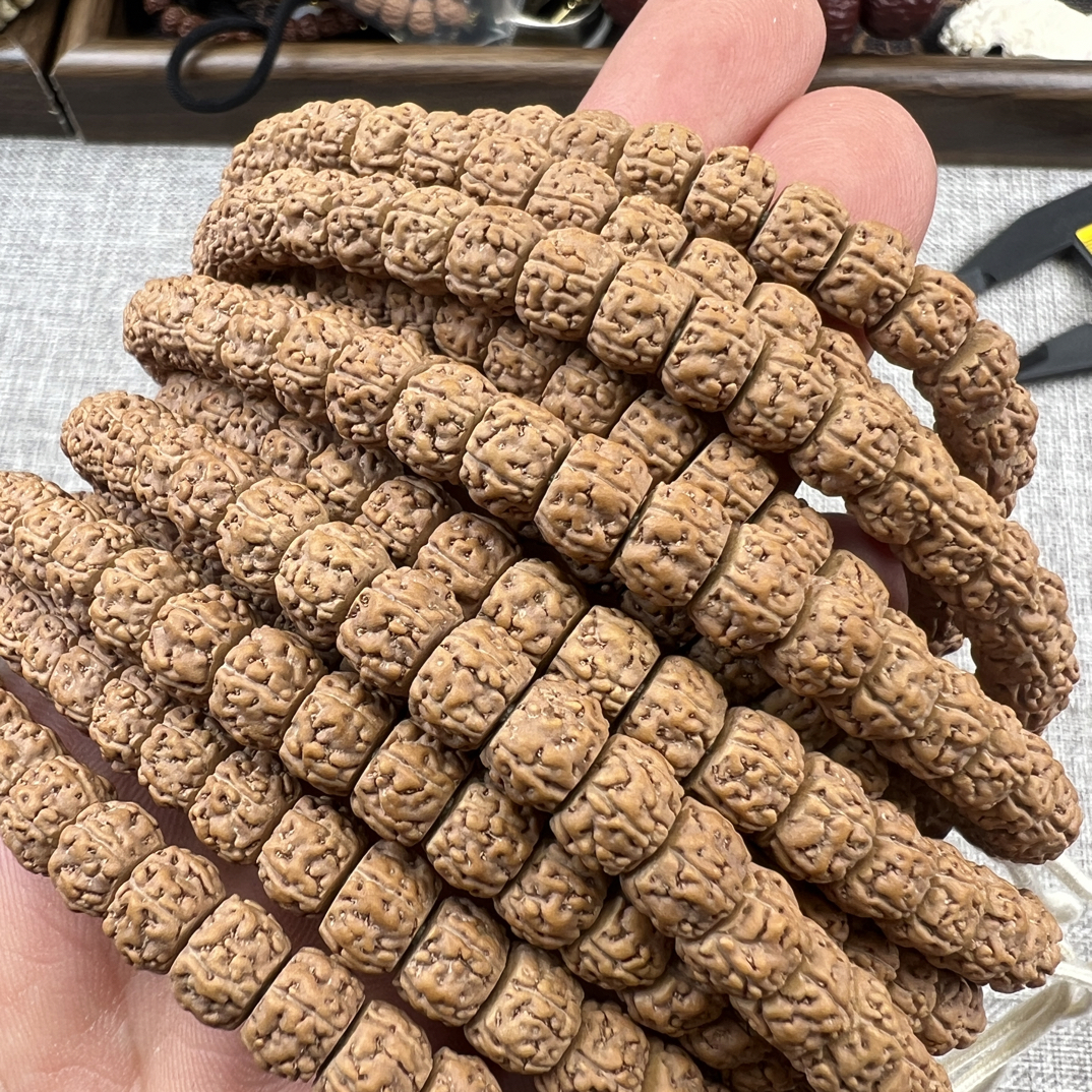 文玩小金刚 尺寸8mm