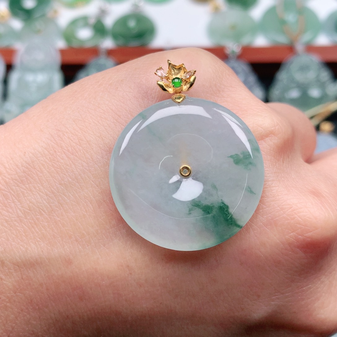 翡翠吊坠(不含链)18K金镶嵌