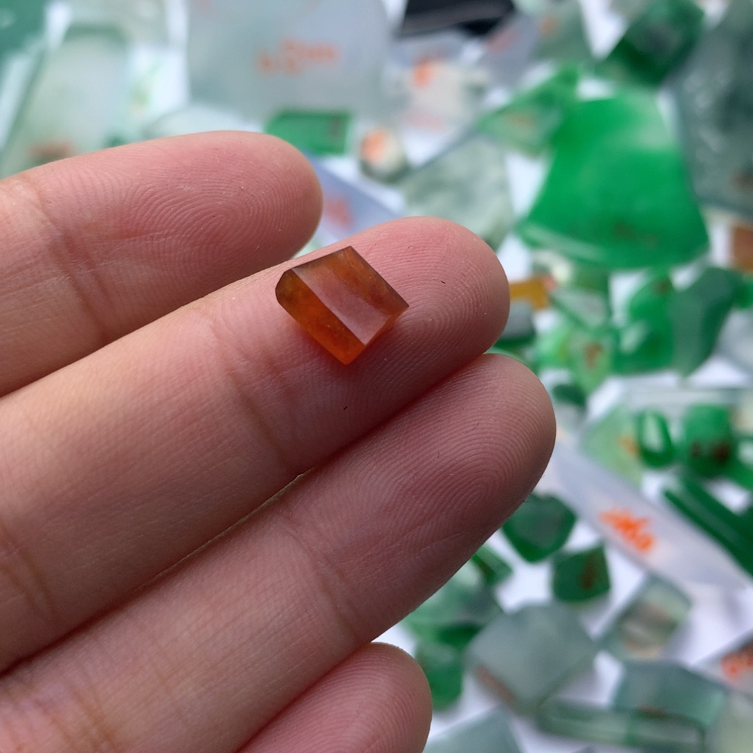 定制翡翠未镶嵌天然翡翠