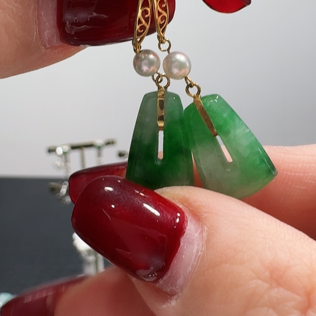 翡翠耳饰18K金镶嵌翡翠