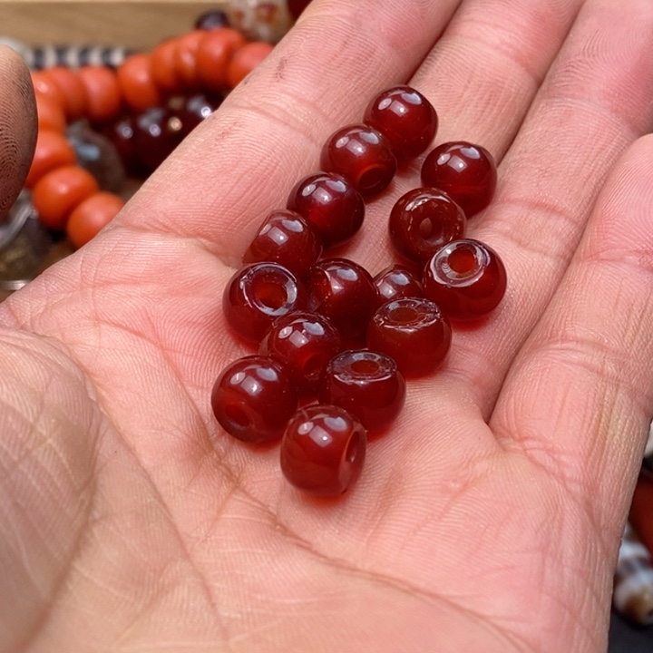 未镶嵌珠子玛瑙/玉髓白***亮