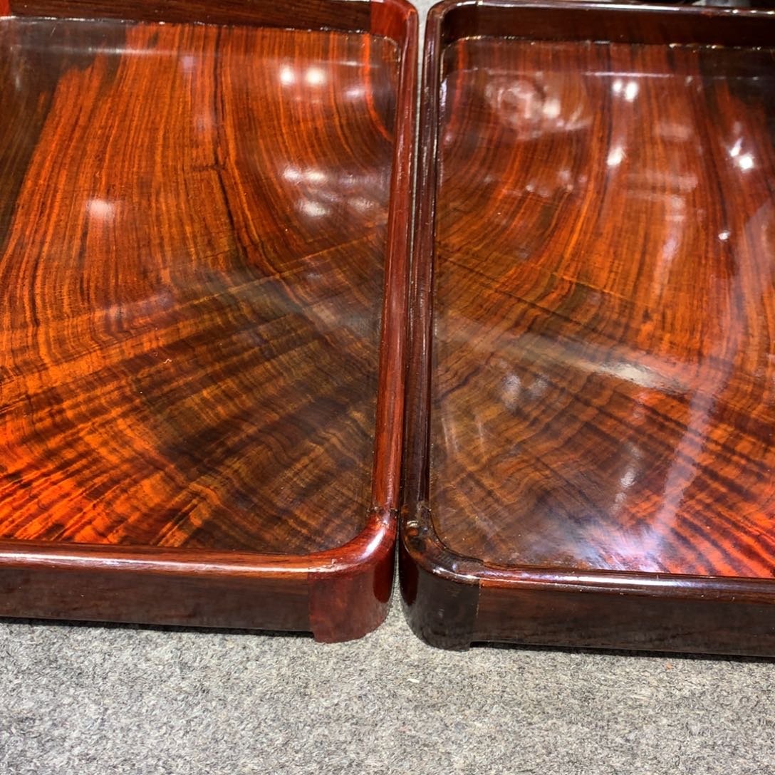 对***？木大红酸枝水波纹托盘两个